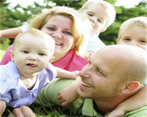 彩虹家庭的求子之路：拉拉群体通过供精助孕组建完整家庭流程